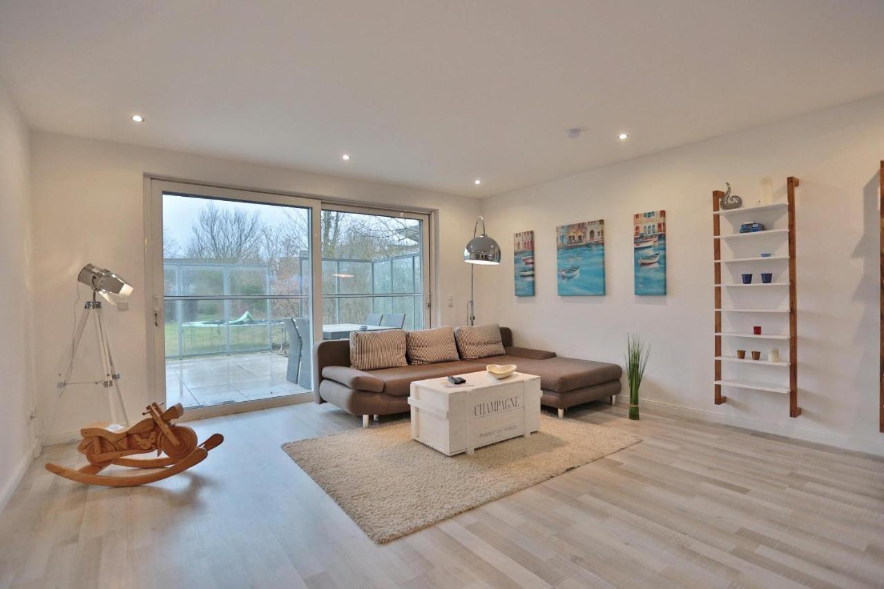Ferienhaus Glockenstrasse Ferienwohnung Ostseehoehe Appartement 1 Scharbeutz Luaran gambar