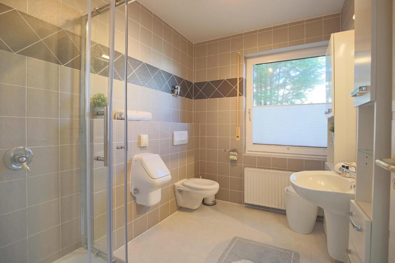 Ferienhaus Glockenstrasse Ferienwohnung Ostseehoehe Appartement 1 Scharbeutz Luaran gambar