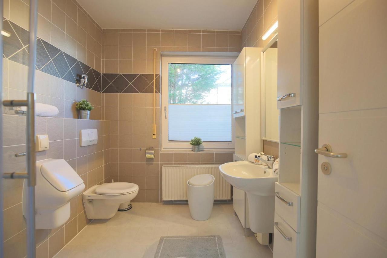 Ferienhaus Glockenstrasse Ferienwohnung Ostseehoehe Appartement 1 Scharbeutz Luaran gambar